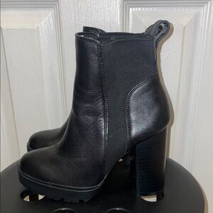Steve Madden Black Chunky Heel Ankle Booties